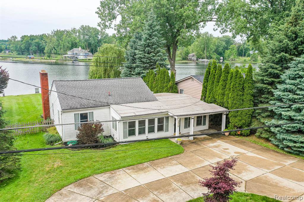 Waterford Twp, MI 48327,4675 Charest Avenue