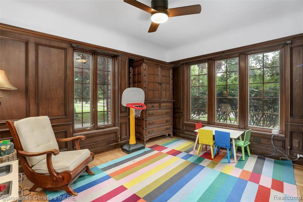 Grosse Pointe Park, MI 48230,753 Grand Marais Street
