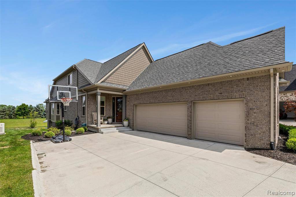 Green Oak Twp, MI 48178,8264 Stoney Creek Drive