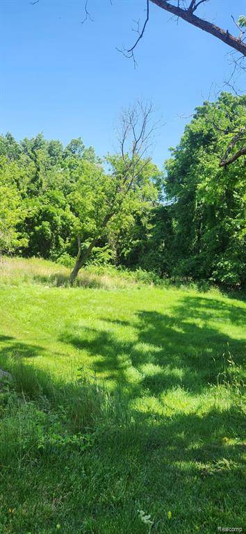 Canton Twp, MI 48187,41430 Warren Road