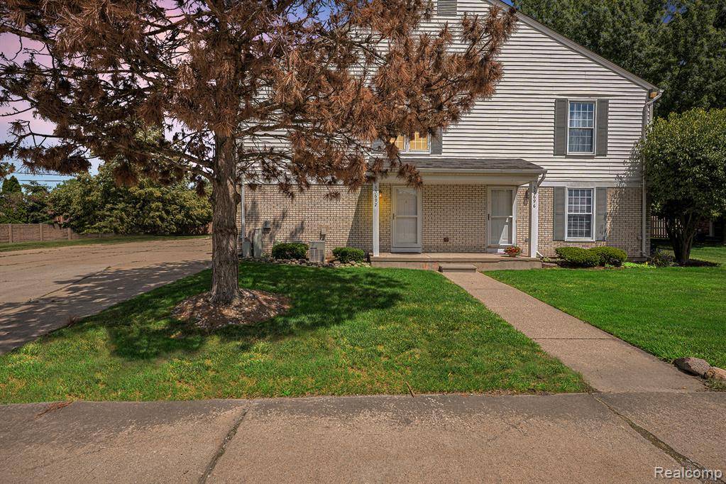 Clinton Twp, MI 48035,35692 Stillmeadow Lane