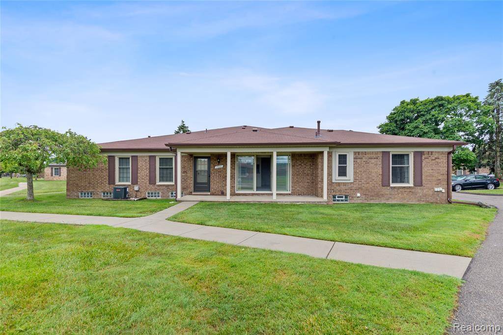 Shelby Twp, MI 48315,15021 Victoria Court