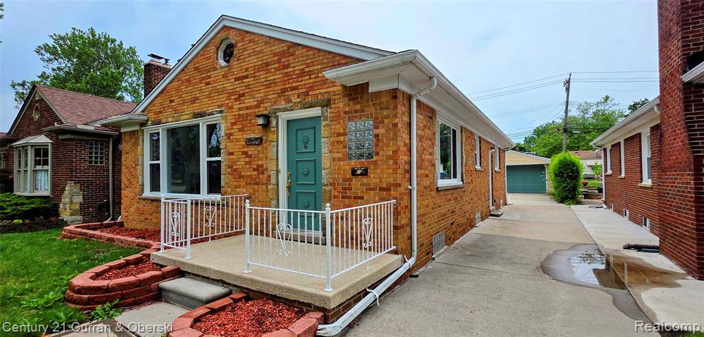 Dearborn Heights, MI 48127,7275 Colonial Street