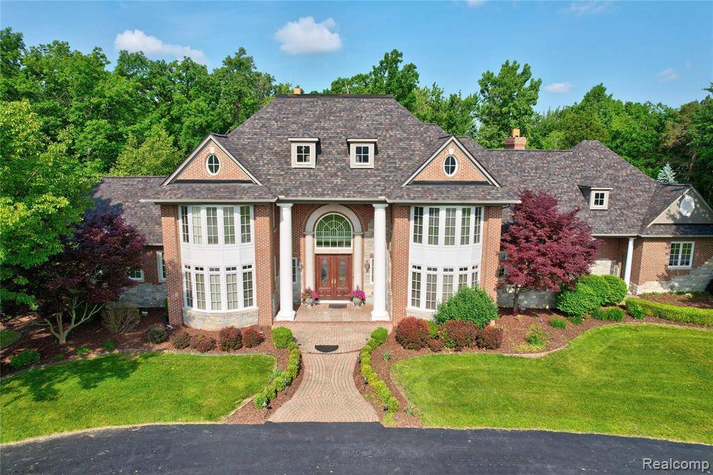 Grand Blanc, MI 48439,8356 Misty Meadows