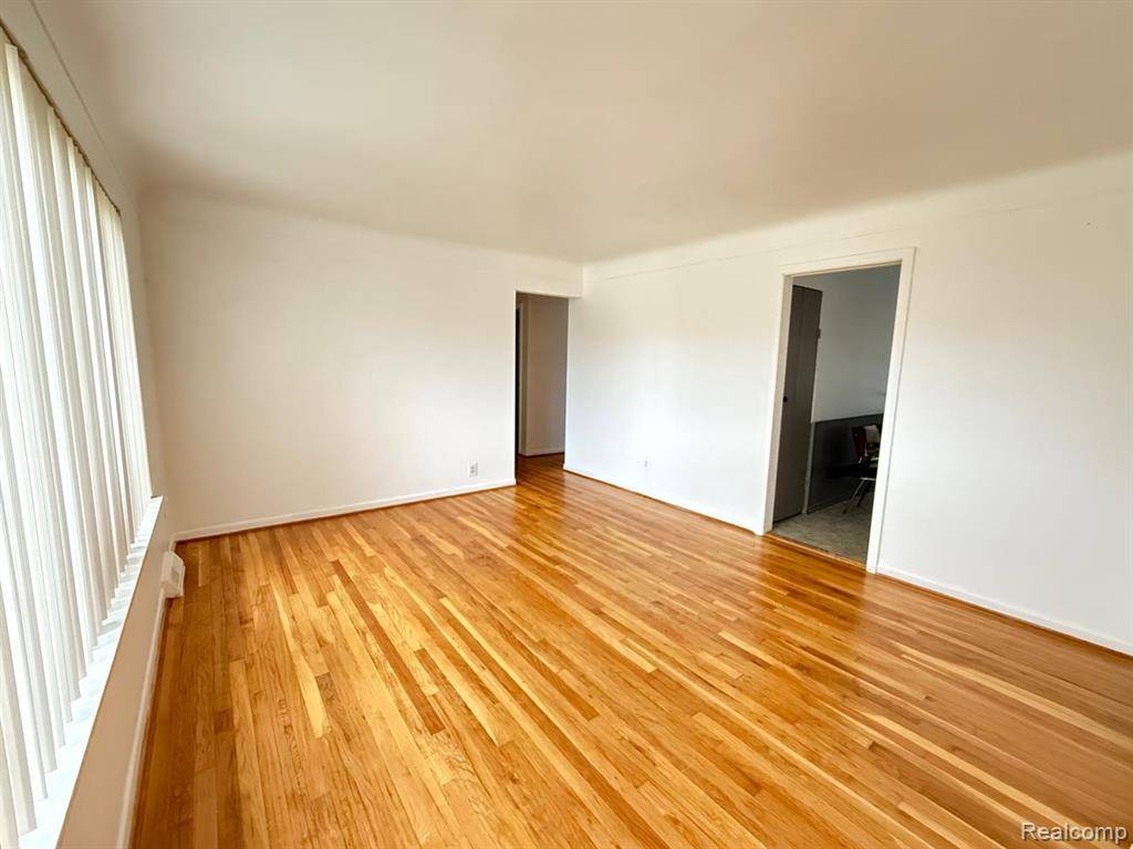 Warren, MI 48093,11522 Gerald Drive