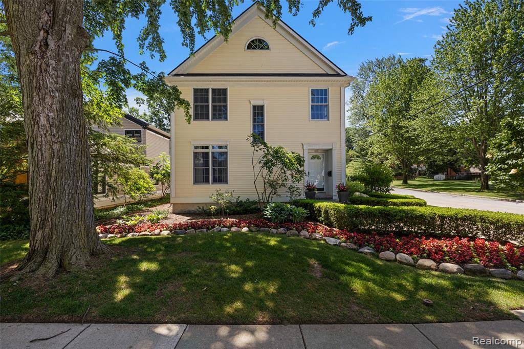 Birmingham, MI 48009,616 Bird Avenue