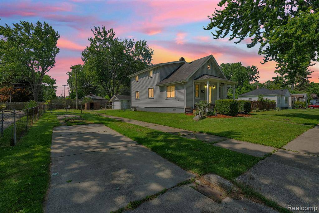 Dearborn Heights, MI 48125,25605 Yale Street