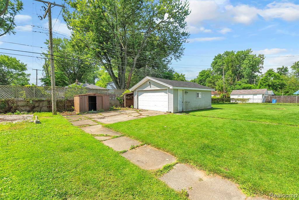 Dearborn Heights, MI 48125,25605 Yale Street