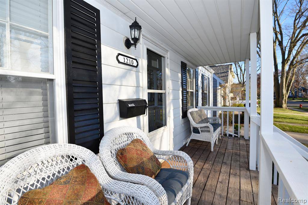 Royal Oak, MI 48067,1210 Ferris Avenue