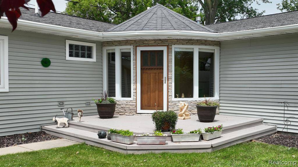 Bangor Twp, MI 48706,3507 Kawkawlin River Drive