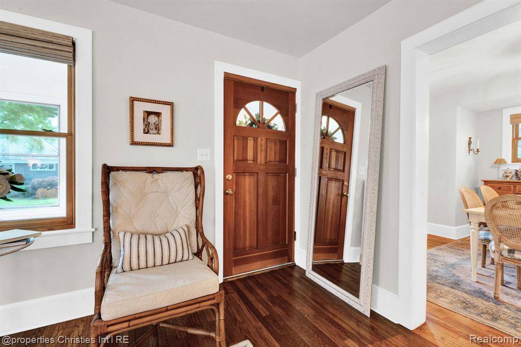 Birmingham, MI 48009,1139 Emmons Avenue