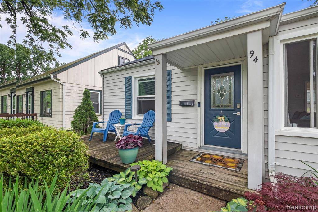 Waterford Twp, MI 48328,94 S Tilden Avenue