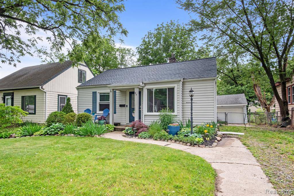 Waterford Twp, MI 48328,94 S Tilden Avenue