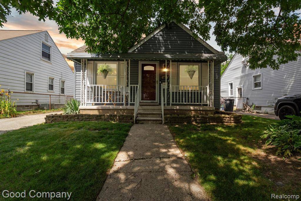 Royal Oak, MI 48067,917 N Dorchester Avenue