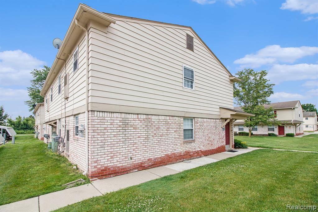 South Lyon, MI 48178,140 Princeton Drive