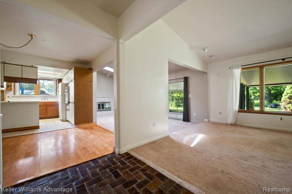 Farmington Hills, MI 48336,30839 Leelane