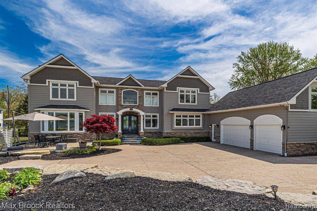 Green Oak Twp, MI 48178,9239 SILVERSIDE