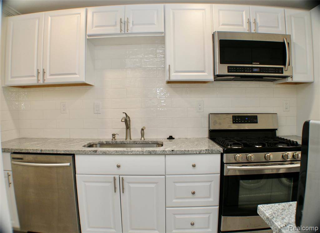 Chesterfield Twp, MI 48047,48677 SUGARBUSH Road Unit 1
