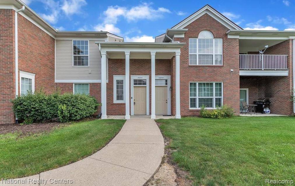 Northville Twp, MI 48168,16707 CARRIAGE Way