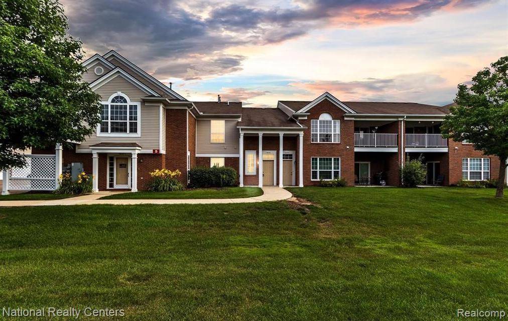 Northville Twp, MI 48168,16707 CARRIAGE Way
