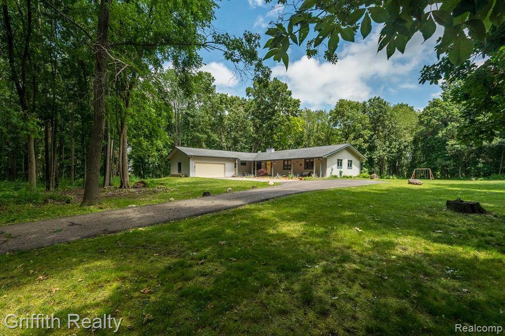 Brighton Twp, MI 48114,2035 Hunter Road
