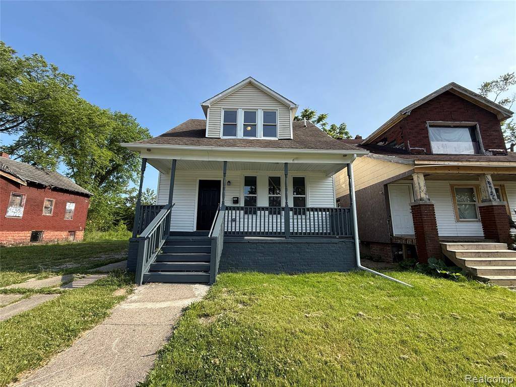 Detroit, MI 48205,13932 Young Street