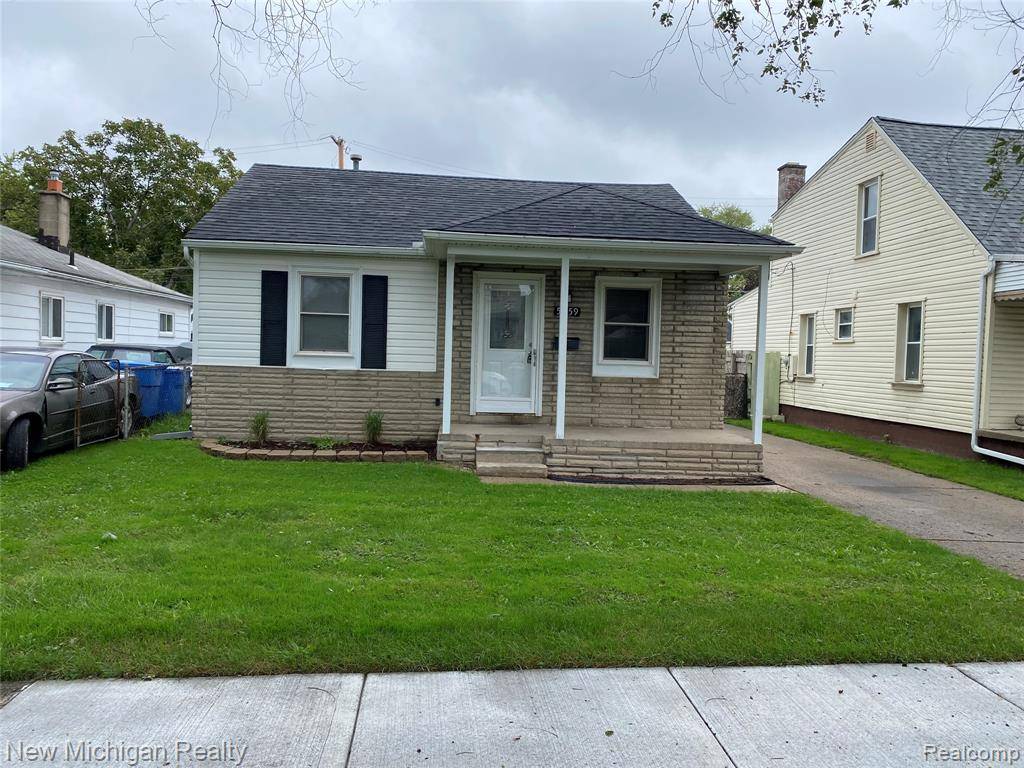 Dearborn Heights, MI 48125,5659 CLIPPERT Street