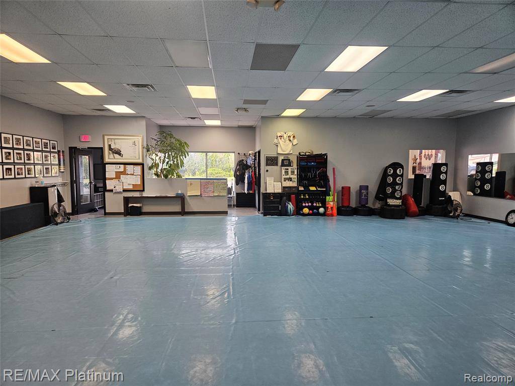 Genoa Twp, MI 48114,6936 Grand River Road