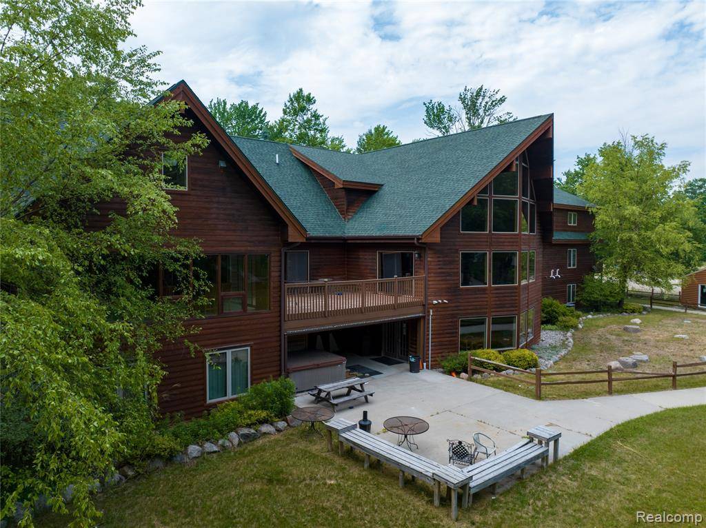 Harrison, MI 48625,355 W Mannsiding Road