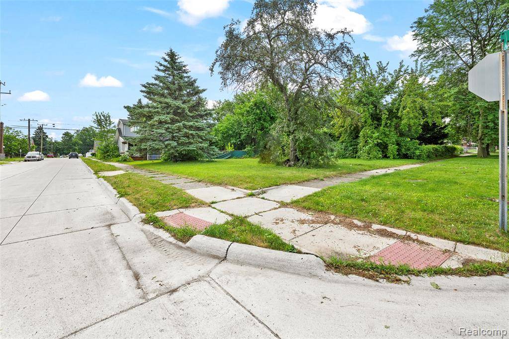 Warren, MI 48091,20870 Curie Avenue