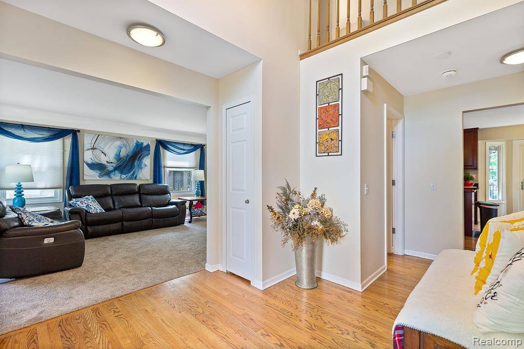 West Bloomfield Twp, MI 48324,7320 Willow Oak Drive