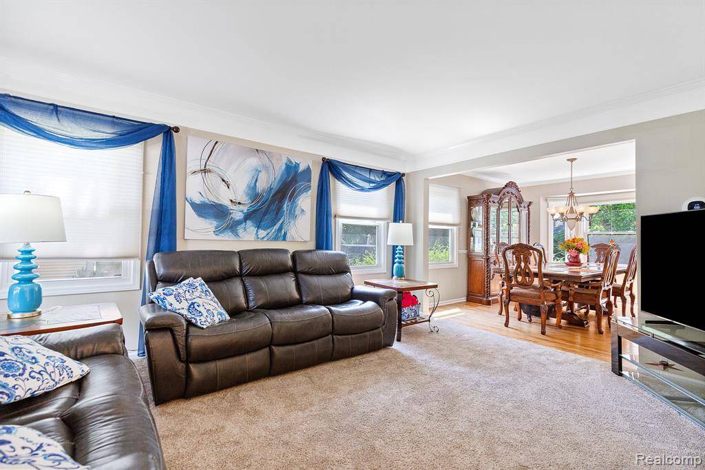West Bloomfield Twp, MI 48324,7320 Willow Oak Drive