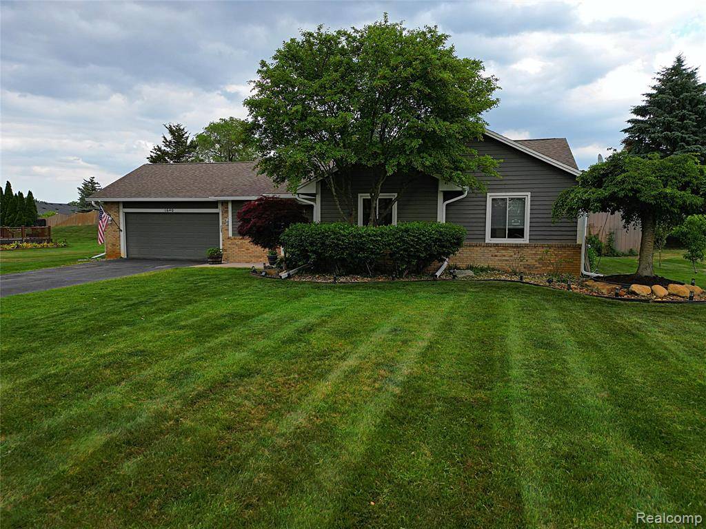 Commerce Twp, MI 48390,1640 High Pointe Drive