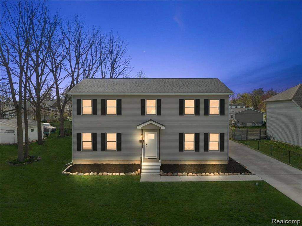 Romeo Vlg, MI 48065,251 DORSEY Street