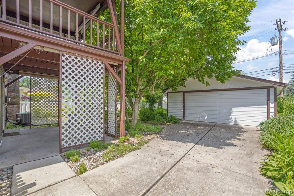 Rockwood, MI 48173,31792 Lafler Drive