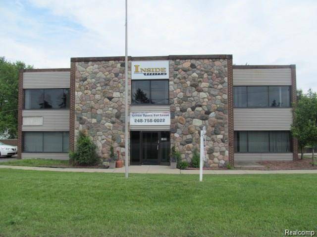 Bloomfield Twp, MI 48320,1899 ORCHARD LAKE Road 201