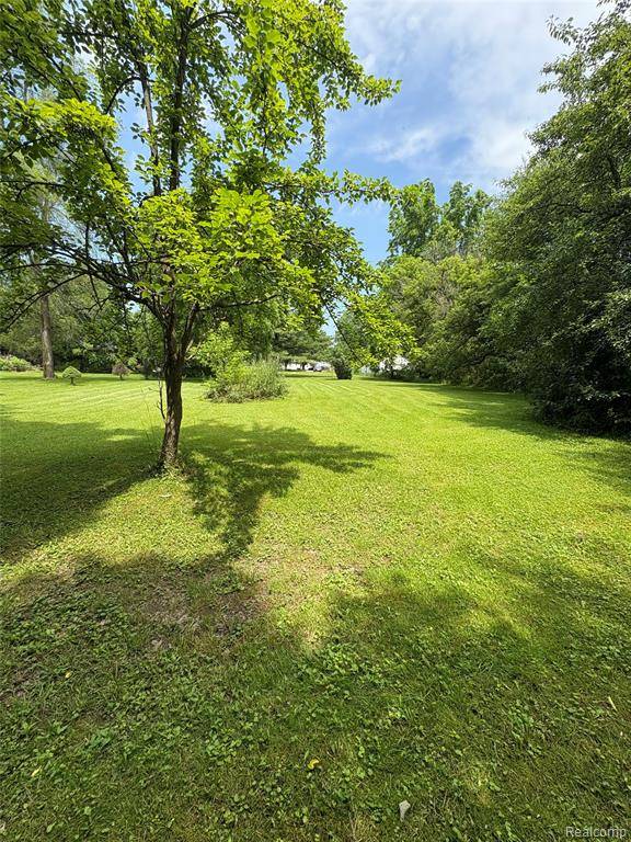 Mt. Morris Twp, MI 48458,1501 W Mount Morris Road