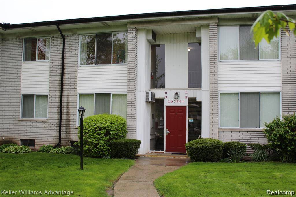 Redford Twp, MI 48239,26790 JOY Road 11