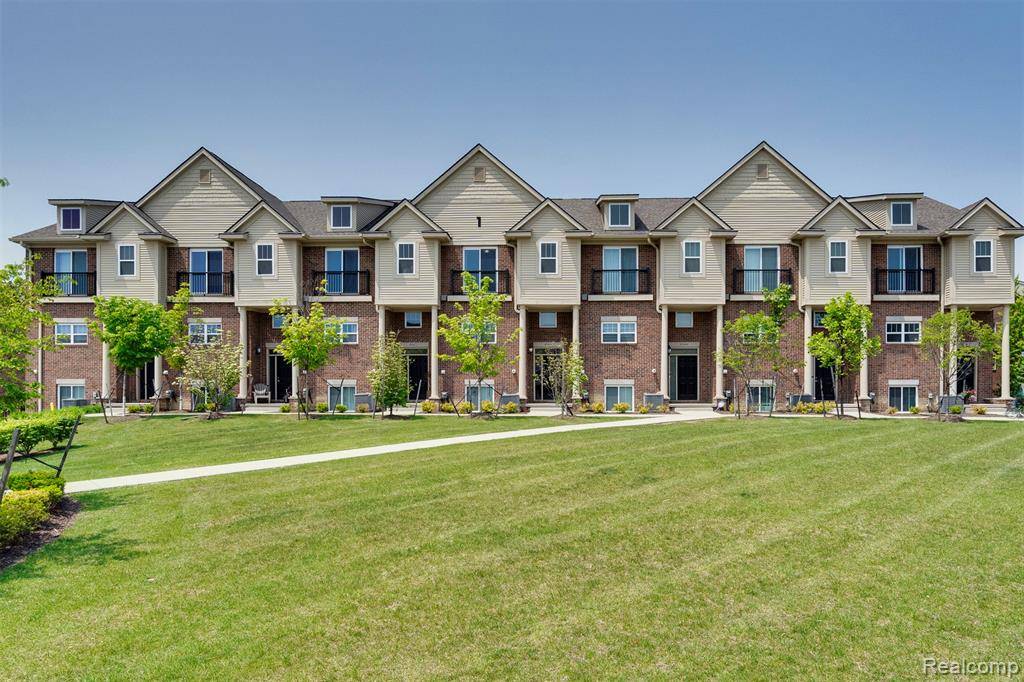 Novi, MI 48375,41668 ORIANNA Lane