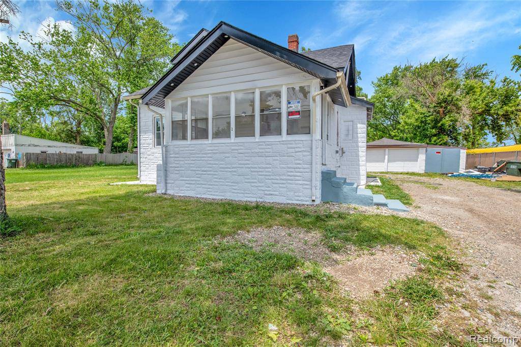 Rochester Hills, MI 48307,134 W Auburn Road