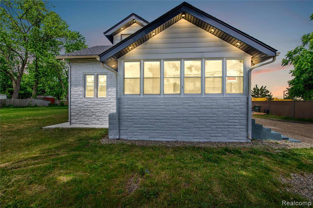 Rochester Hills, MI 48307,134 W Auburn Road