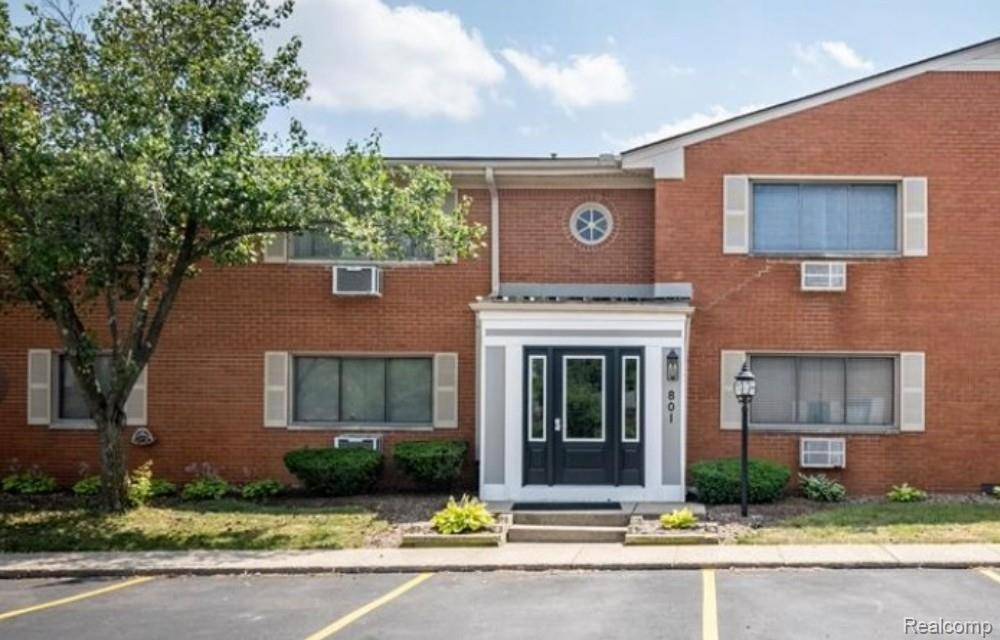 Rochester, MI 48307,801 Plate Street