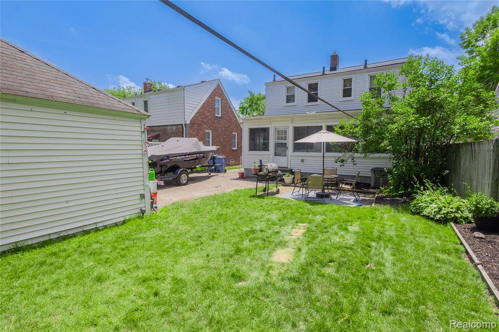 Dearborn Heights, MI 48125,25900 Hanover Street