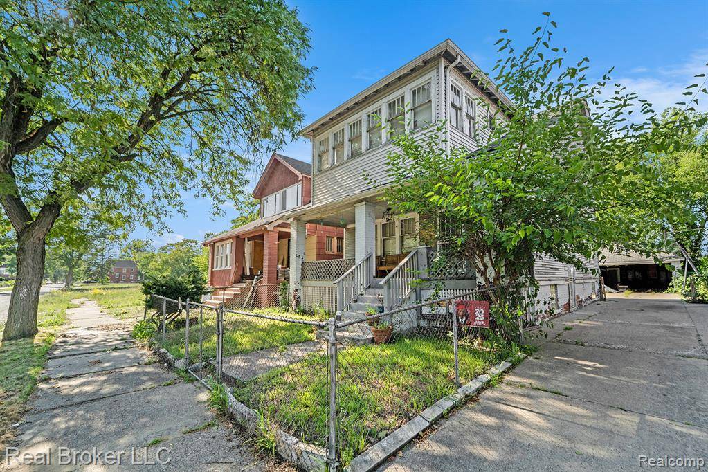 Highland Park, MI 48203,24 North Street