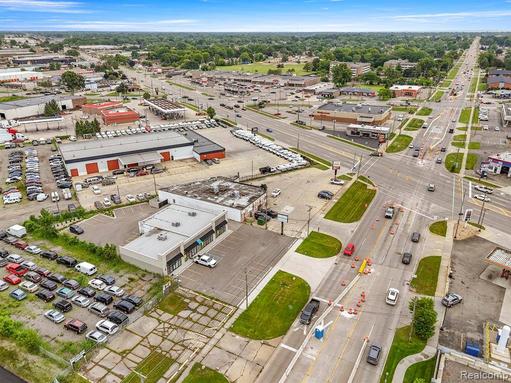 Fraser, MI 48026,16773 E 13 Mile Road