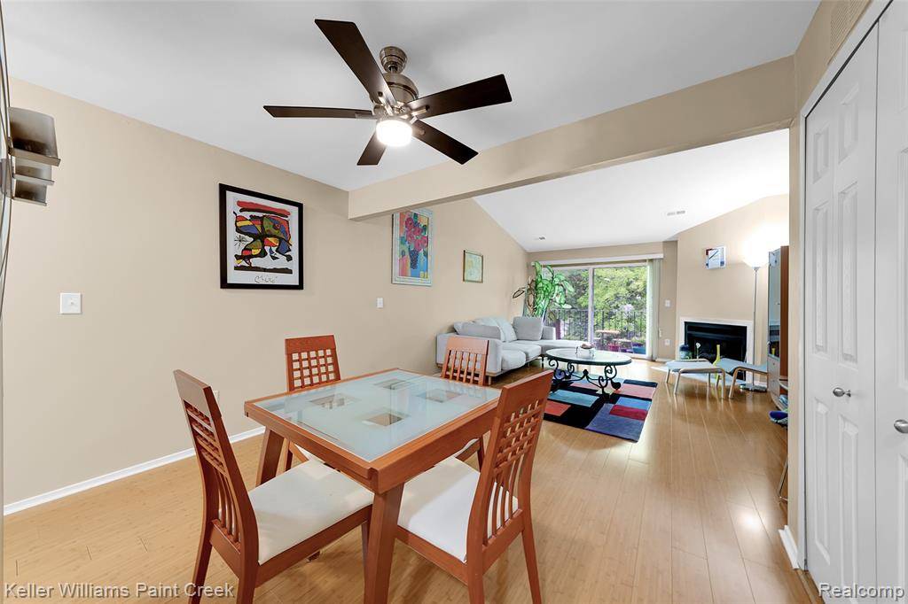Farmington Hills, MI 48334,31514 Orchard Creek 34