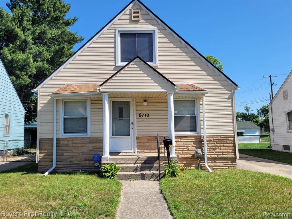 Oak Park, MI 48237,8710 Albany Street