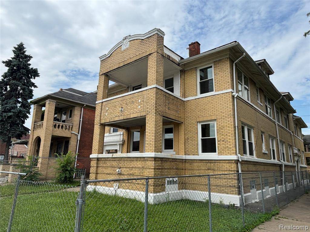 Detroit, MI 48238,13641 La Salle Boulevard 6
