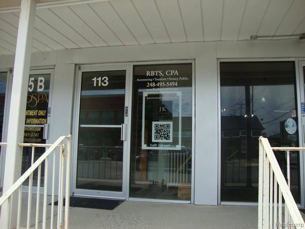 Rochester, MI 48307,113 E UNIVERSITY Drive Suite 4