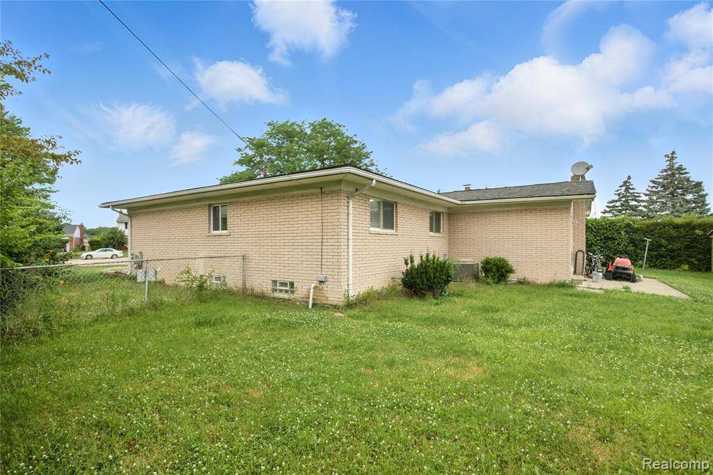 Sterling Heights, MI 48310,3538 Cero Drive